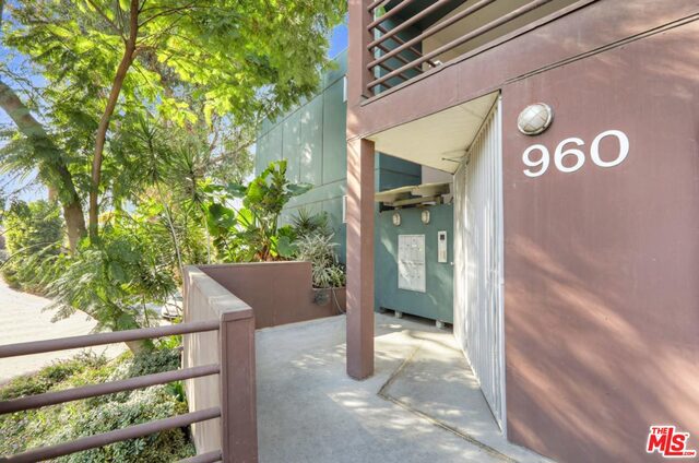 2 Bed Home for Sale in Los Angeles, California