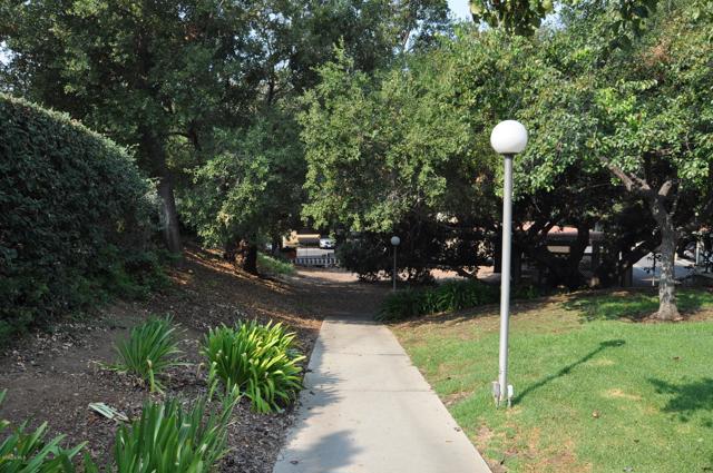 1 Bed Home for Sale in Thousand Oaks, California