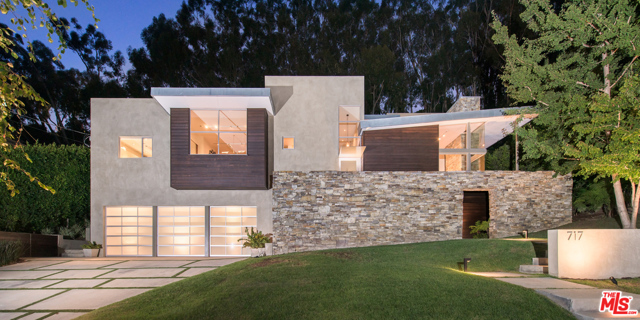 Photo of 717 Greentree Road, Pacific Palisades, CA 90272