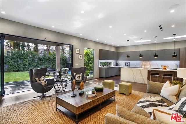 Photo of 15024 HESBY Street, Sherman Oaks, CA 91403