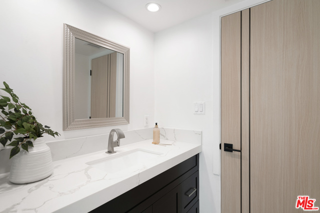 2 Bed Home for Sale in Los Angeles, California
