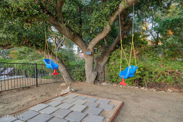 5 Bed Home for Sale in Newbury Park, California