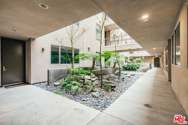 2 Bed Home for Sale in Los Angeles, California