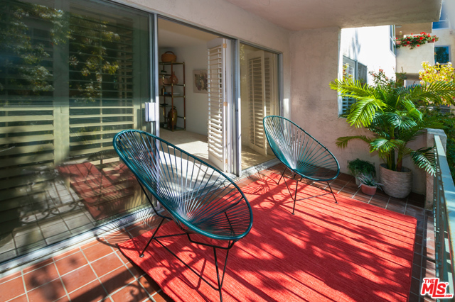 2 Bed Home for Sale in Los Angeles, California