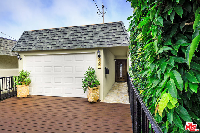 1740 HARPER Avenue, Redondo Beach, California 90278, 3 Bedrooms Bedrooms, ,2 BathroomsBathrooms,Residential,Sold,HARPER,17254968