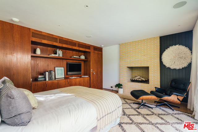 3 Bed Home for Sale in Pacific Palisades, California