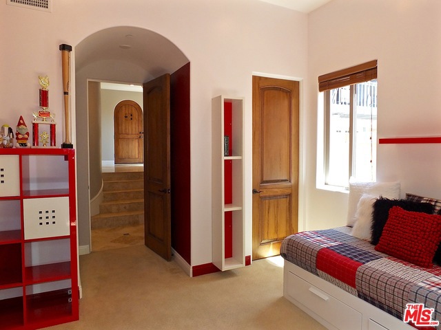 713 JUANITA Avenue, Redondo Beach, California 90277, 3 Bedrooms Bedrooms, ,3 BathroomsBathrooms,Residential,Sold,JUANITA,18338384