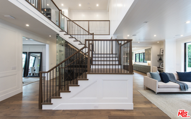 6 Bed Home for Sale in Pacific Palisades, California