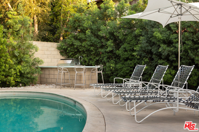 4 Bed Home for Sale in Los Angeles, California