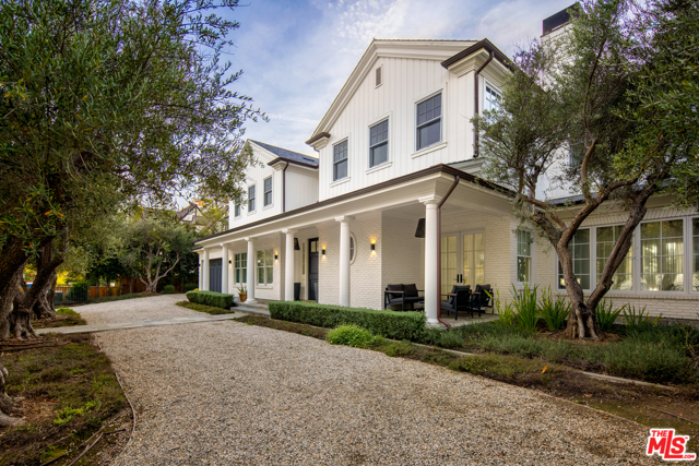 7 Bed Home for Sale in Pacific Palisades, California