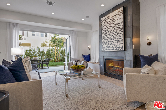 3513 ELM Avenue, Manhattan Beach, California 90266, 5 Bedrooms Bedrooms, ,4 BathroomsBathrooms,Residential,Sold,ELM,19437290