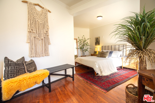 3 Bed Home for Sale in Los Angeles, California