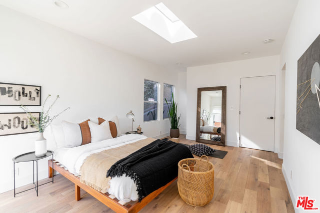 3 Bed Home for Sale in Los Angeles, California