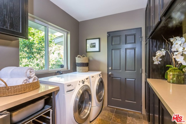 4 Bed Home for Sale in Los Angeles, California