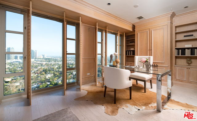 2 Bed Home for Sale in Los Angeles, California