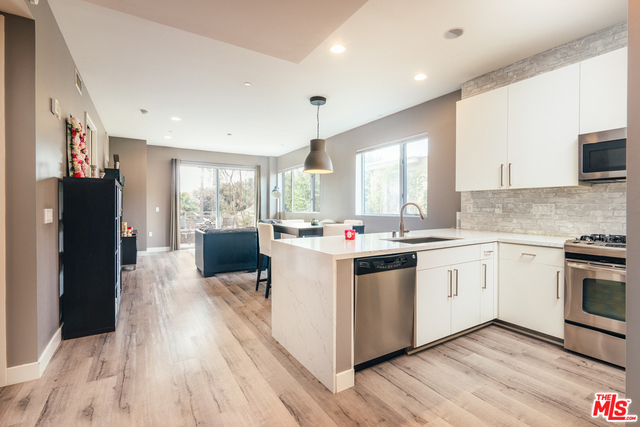 2 Bed Home for Sale in Los Angeles, California