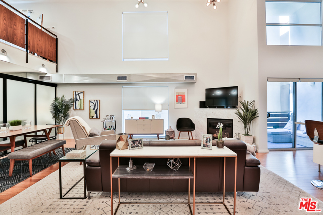 2 Bed Home for Sale in Los Angeles, California