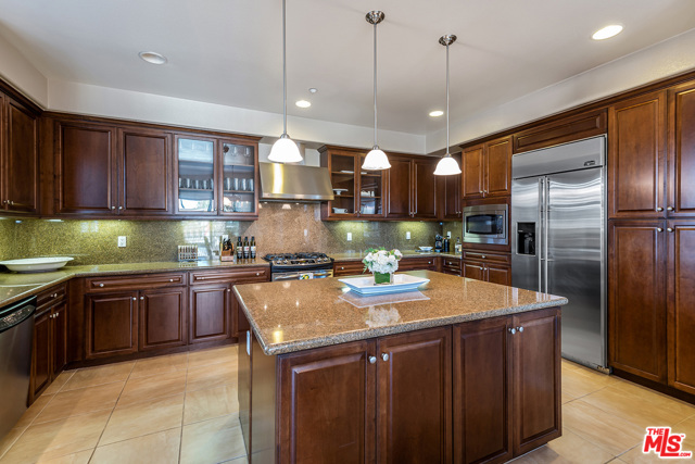 3 Bed Home for Sale in Playa Vista, California