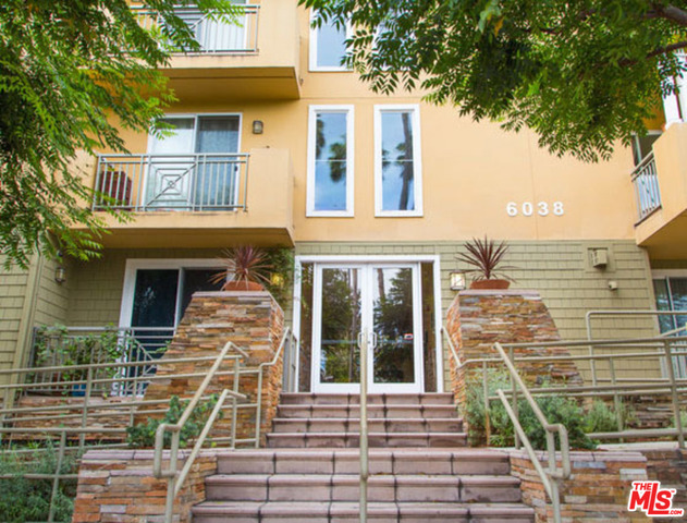 2 Bed Home for Sale in Los Angeles, California
