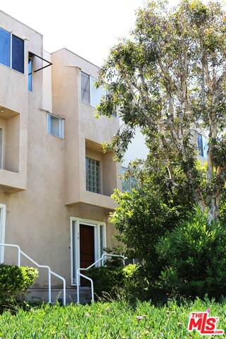 501 HERONDO Street, Hermosa Beach, California 90254, 2 Bedrooms Bedrooms, ,3 BathroomsBathrooms,Residential,Sold,HERONDO,19468722