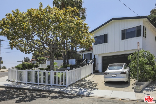 2602 Nearcliff Street, Torrance, California 90505, 3 Bedrooms Bedrooms, ,2 BathroomsBathrooms,Residential,Sold,Nearcliff,21756670