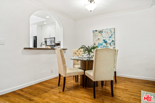 2 Bed Home for Sale in Studio City, California
