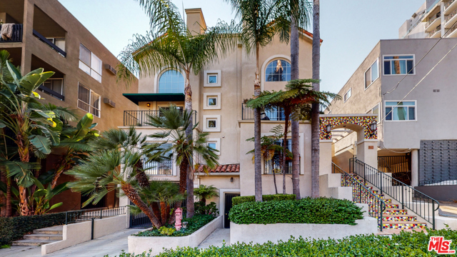 2 Bed Home for Sale in West Hollywood, California