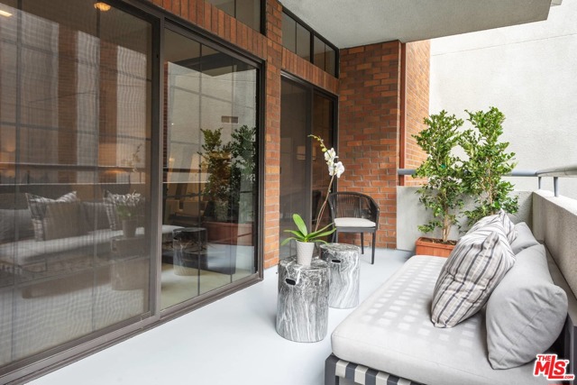 2 Bed Home for Sale in Beverly Hills, California
