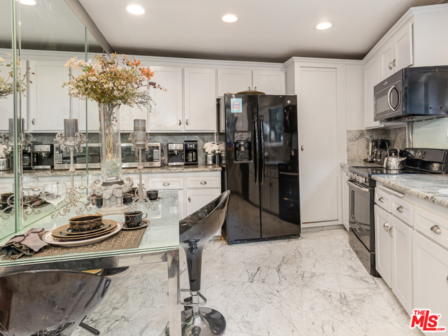 5718 Ravenspur Drive, Rancho Palos Verdes, California 90275, 2 Bedrooms Bedrooms, ,2 BathroomsBathrooms,Residential,Sold,Ravenspur,20643322