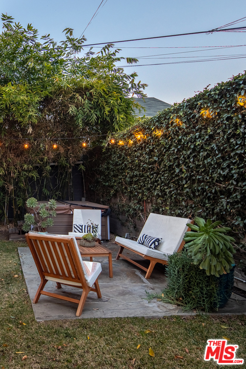 2 Bed Home for Sale in Los Angeles, California