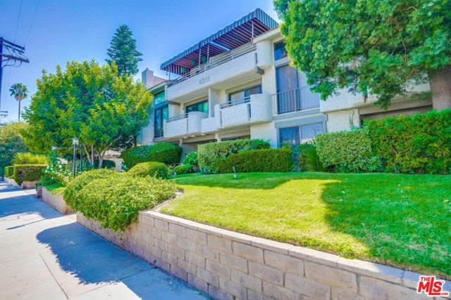2 Bed Home for Sale in Studio City, California