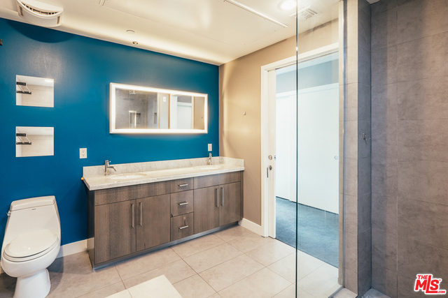 2 Bed Home for Sale in Los Angeles, California