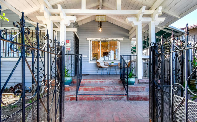 4 Bed Home for Sale in Los Angeles, California