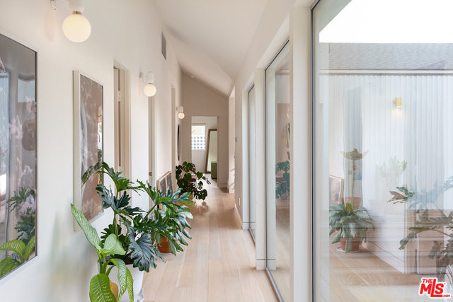 3 Bed Home for Sale in Los Angeles, California