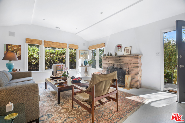 3 Bed Home for Sale in Venice, California