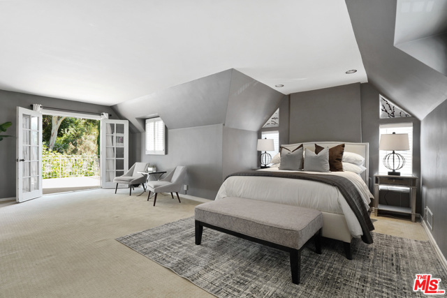 3 Bed Home for Sale in Los Angeles, California
