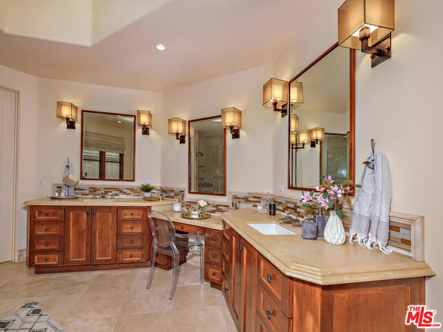 473 34TH Street, Manhattan Beach, California 90266, 3 Bedrooms Bedrooms, ,4 BathroomsBathrooms,Residential,Sold,34TH,19472490