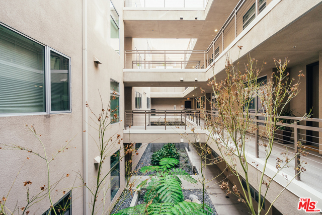2 Bed Home for Sale in Los Angeles, California