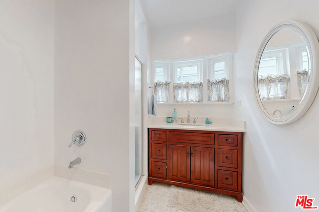3 Bed Home for Sale in Studio City, California