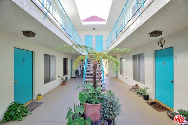  Income Home for Sale in Santa Monica, California