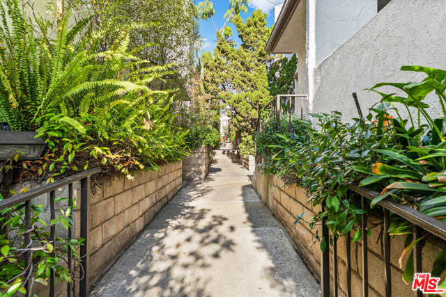 3 Bed Home for Sale in Santa Monica, California