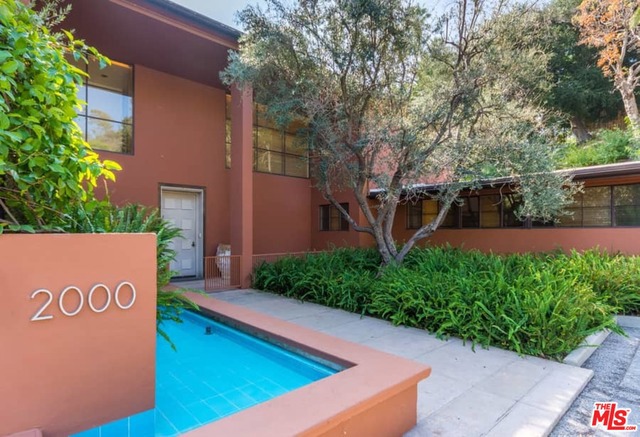 5 Bed Home for Sale in Los Angeles, California
