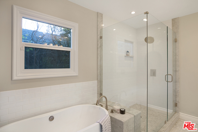 3 Bed Home for Sale in Sherman Oaks, California