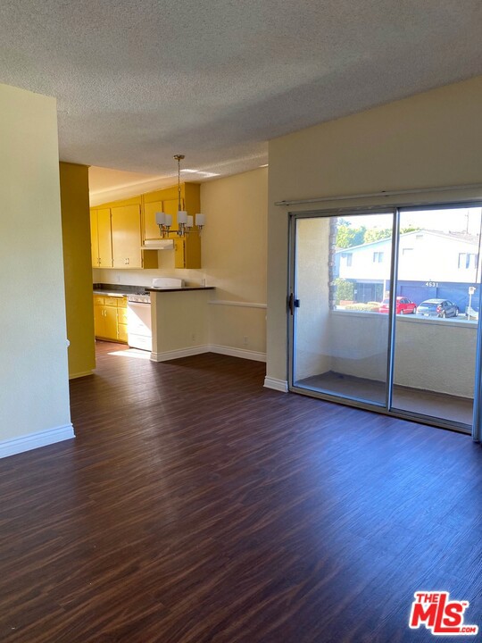  Income Home for Sale in Sherman Oaks, California