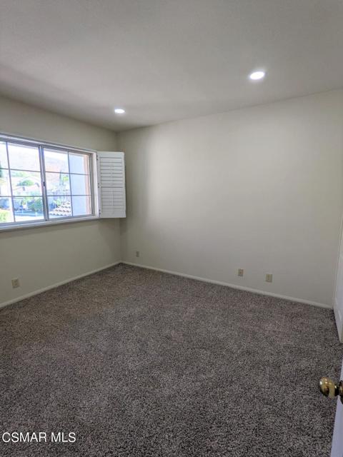 3 Bed Home for Sale in Oak Park, California