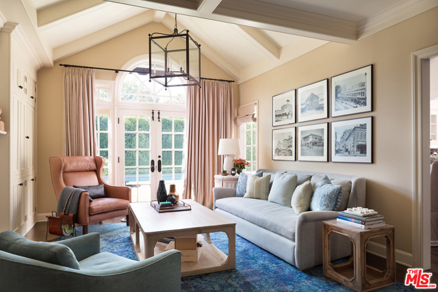 5 Bed Home for Sale in Pacific Palisades, California