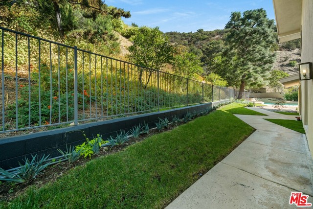 4 Bed Home for Sale in Beverly Hills, California
