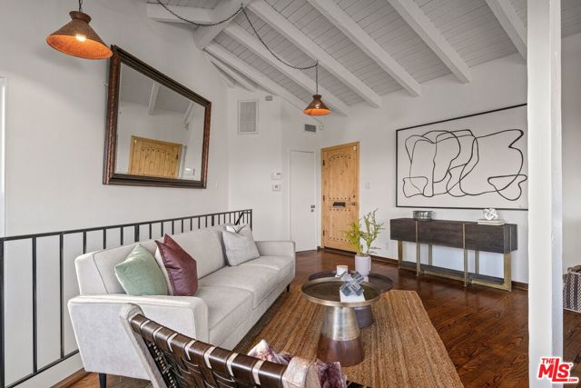 2 Bed Home for Sale in Los Angeles, California