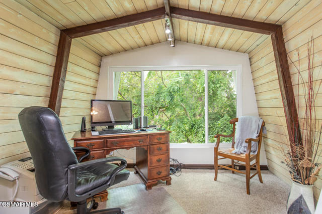 2 Bed Home for Sale in Calabasas, California