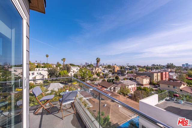 3 Bed Home for Sale in Los Angeles, California